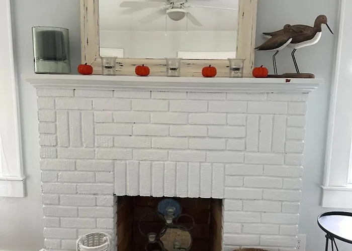 In Beautiful Close To Downtown Holiday home